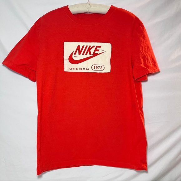 Nike Oregon 1972 Orangish-red Tshirt size Medium - Picture 1 of 6